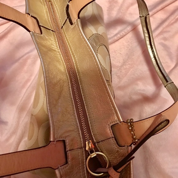 Coach Purse - Picture 5 of 8